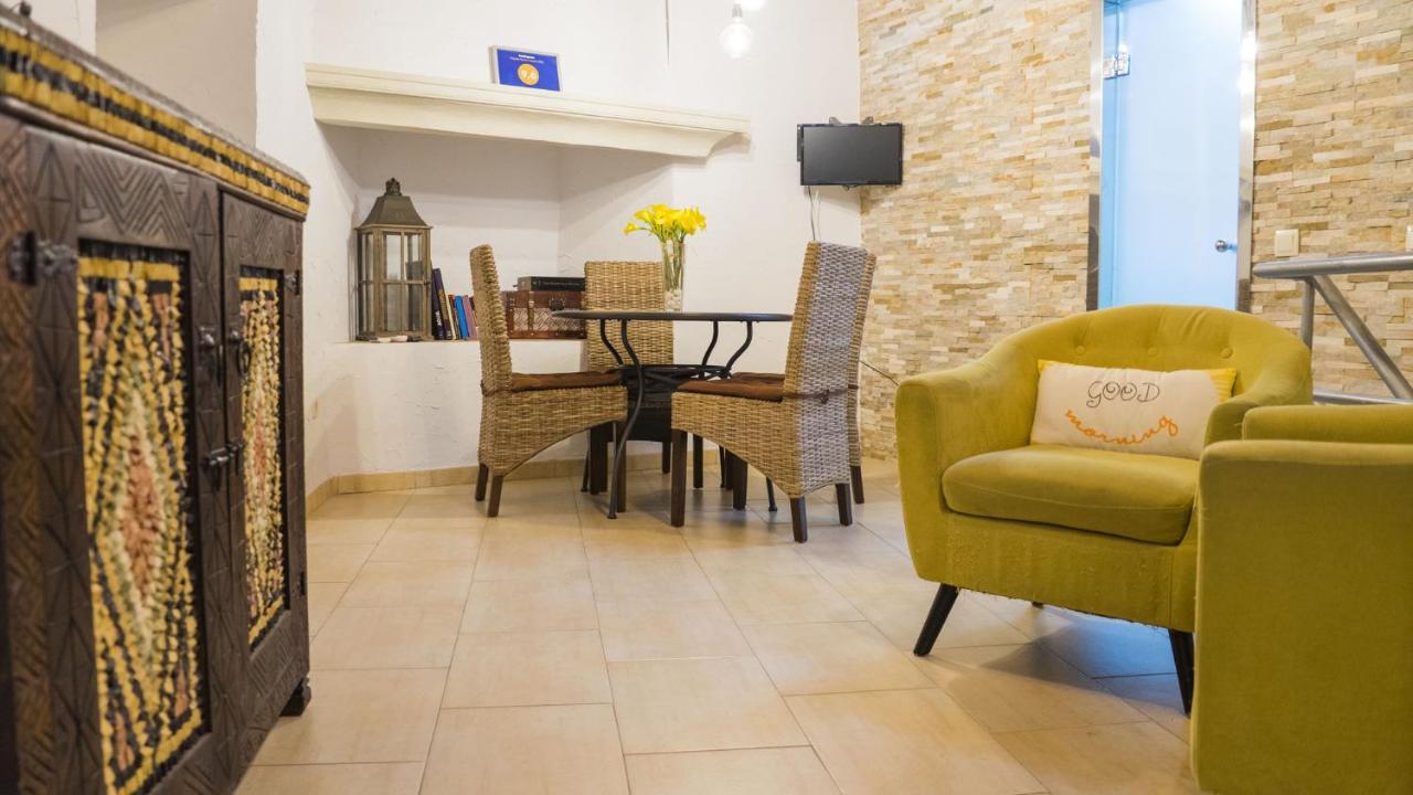 El Patio Del Arrayan - Apartamentos Aloha Toledo Buitenkant foto
