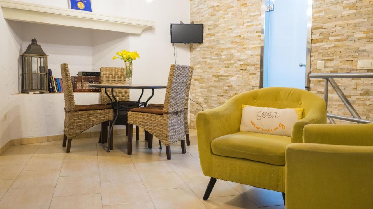 El Patio Del Arrayan - Apartamentos Aloha Toledo Buitenkant foto