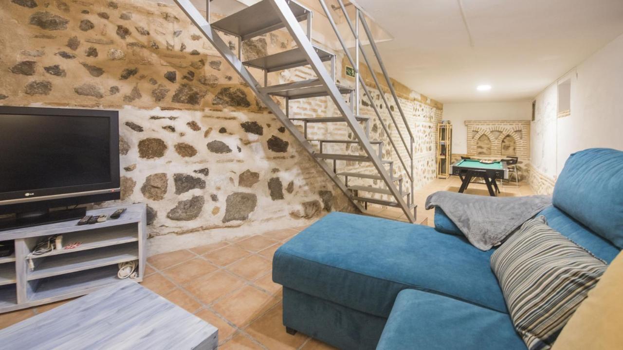 El Patio Del Arrayan - Apartamentos Aloha Toledo Buitenkant foto